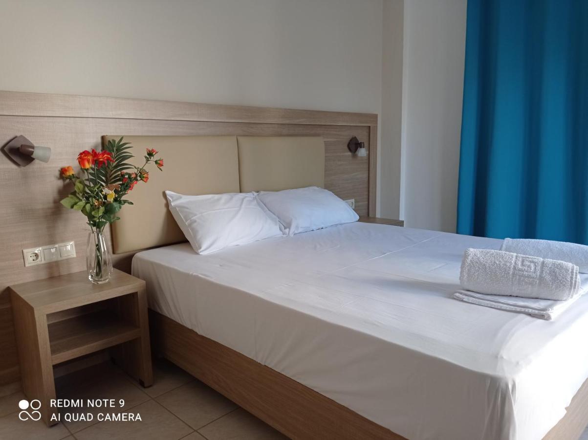 Kelly Apartments อิปโซส ภายนอก รูปภาพ