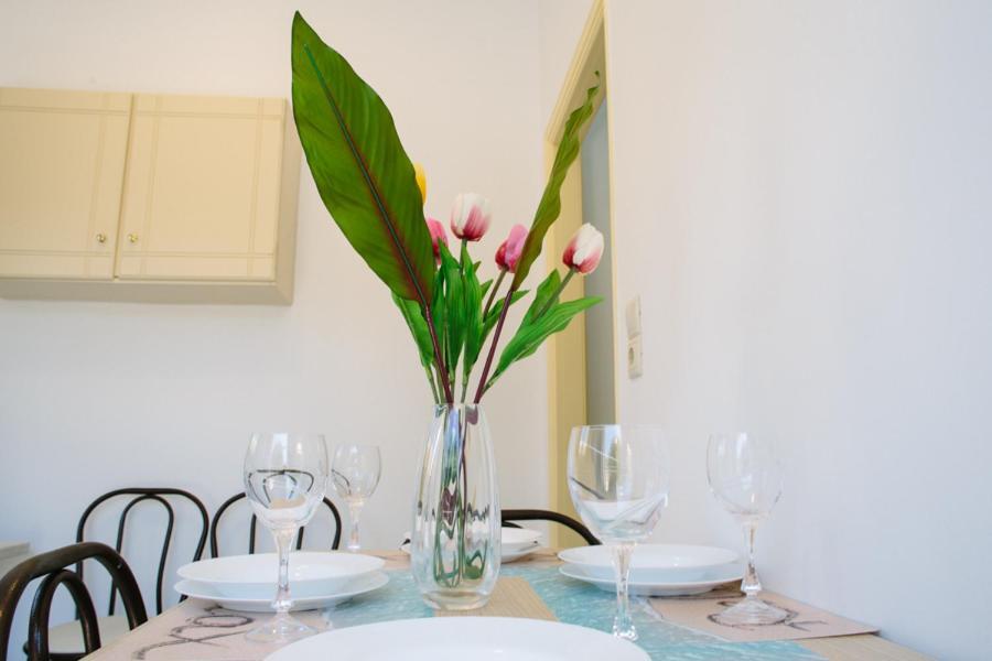 Kelly Apartments อิปโซส ภายนอก รูปภาพ